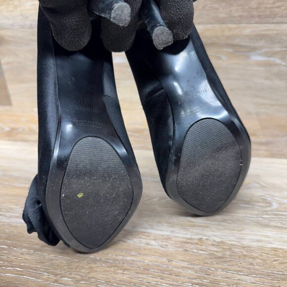 Nine West Lilyao Black Textile Floral Satin Peep Toe Heels Women's Size 7.5 - Picture 4 of 7